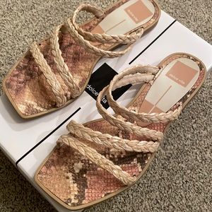 Like NEW Dolce Vita Isabel Raffia Sandals